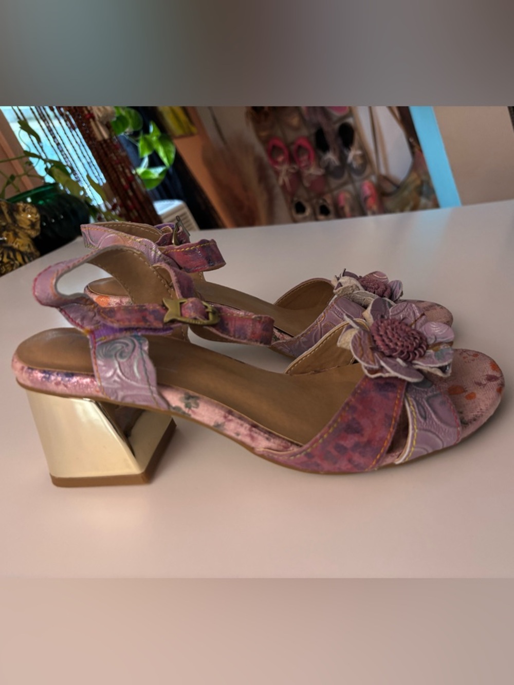 L'Artiste 38(7.5) Floral Embellished Block Heel, Avant-garde, bohemian, fairy - Picture 2 of 12